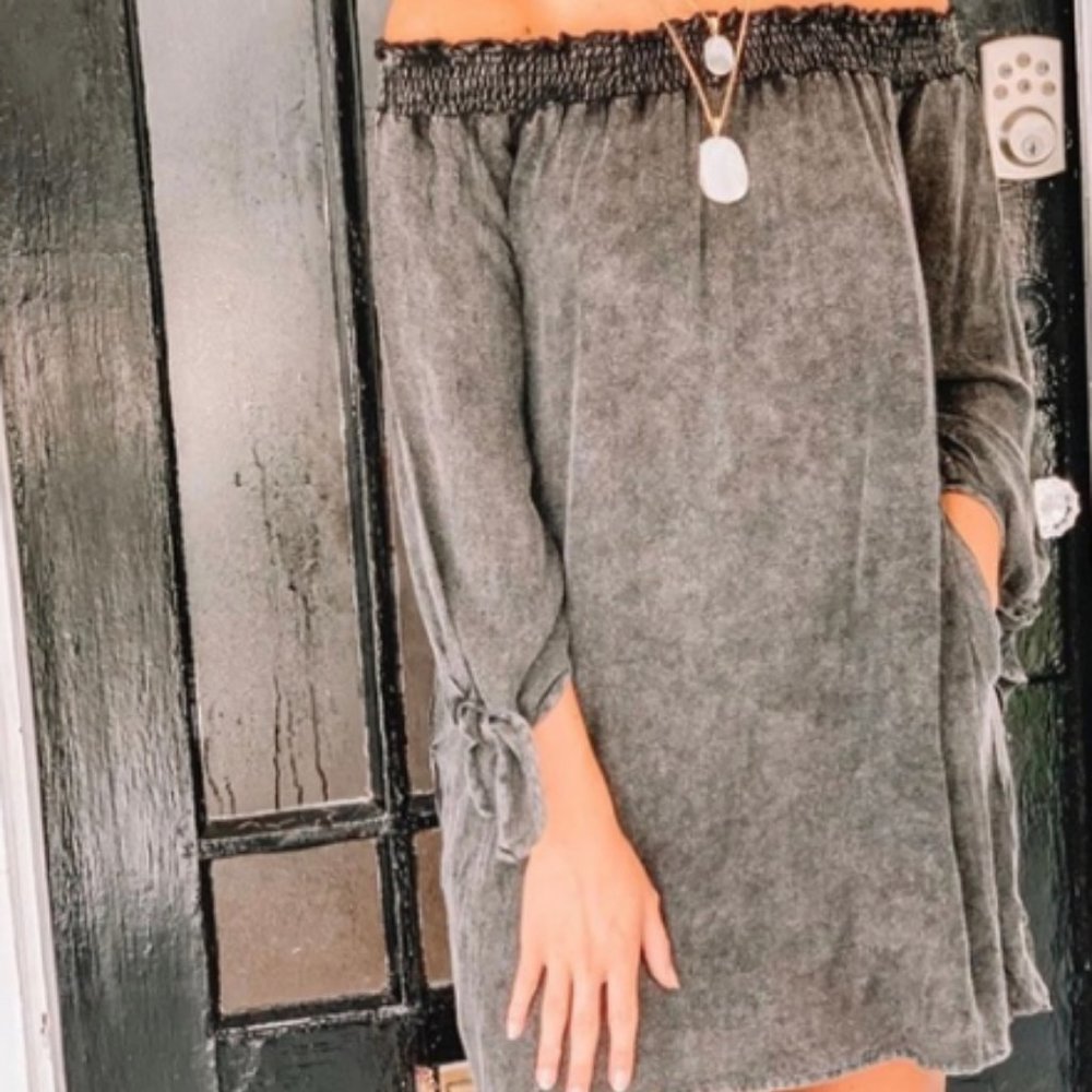 Mittoshop Offshoulder  NWT Dress